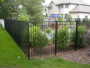 Aluminum-pool-Fence-Builders-in-easton-Pa