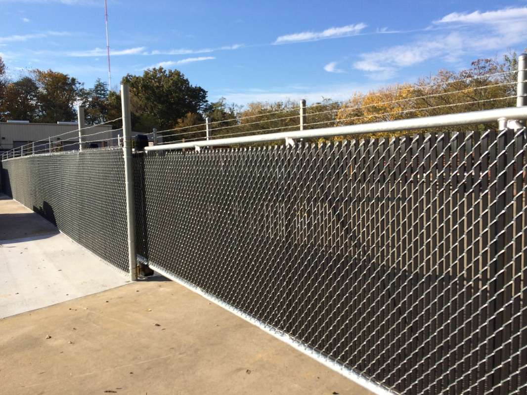 Commercial Privacy Chain Link Fence