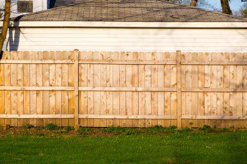 Dog-Ear-wooden-privacy-fence