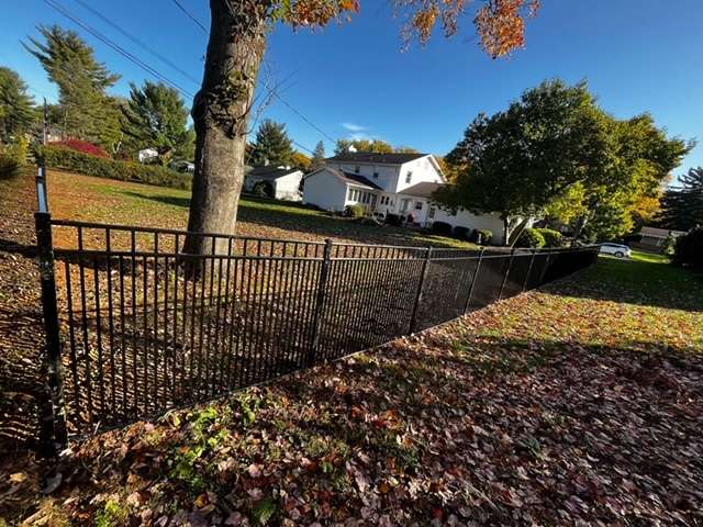 Fencing companies in Emmaus, Pa