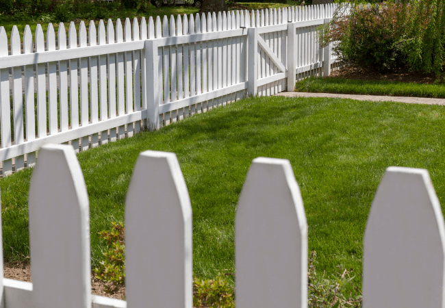 Read more about the article The Best Type of Fence for Front Yards in Lehigh Valley, PA