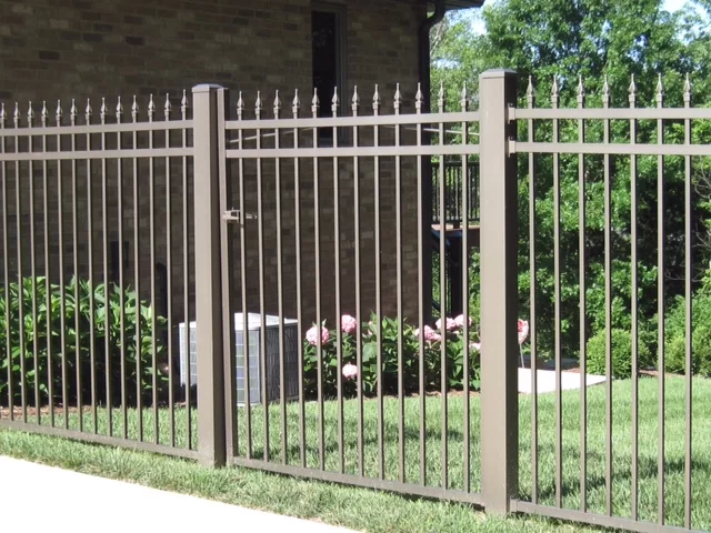 onguard-longspur-pool-code-aluminum-fence